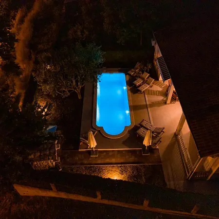 Villa Sviba *